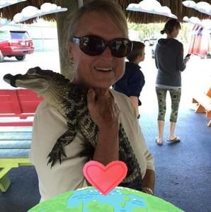 Meet your Posher, Rosalie